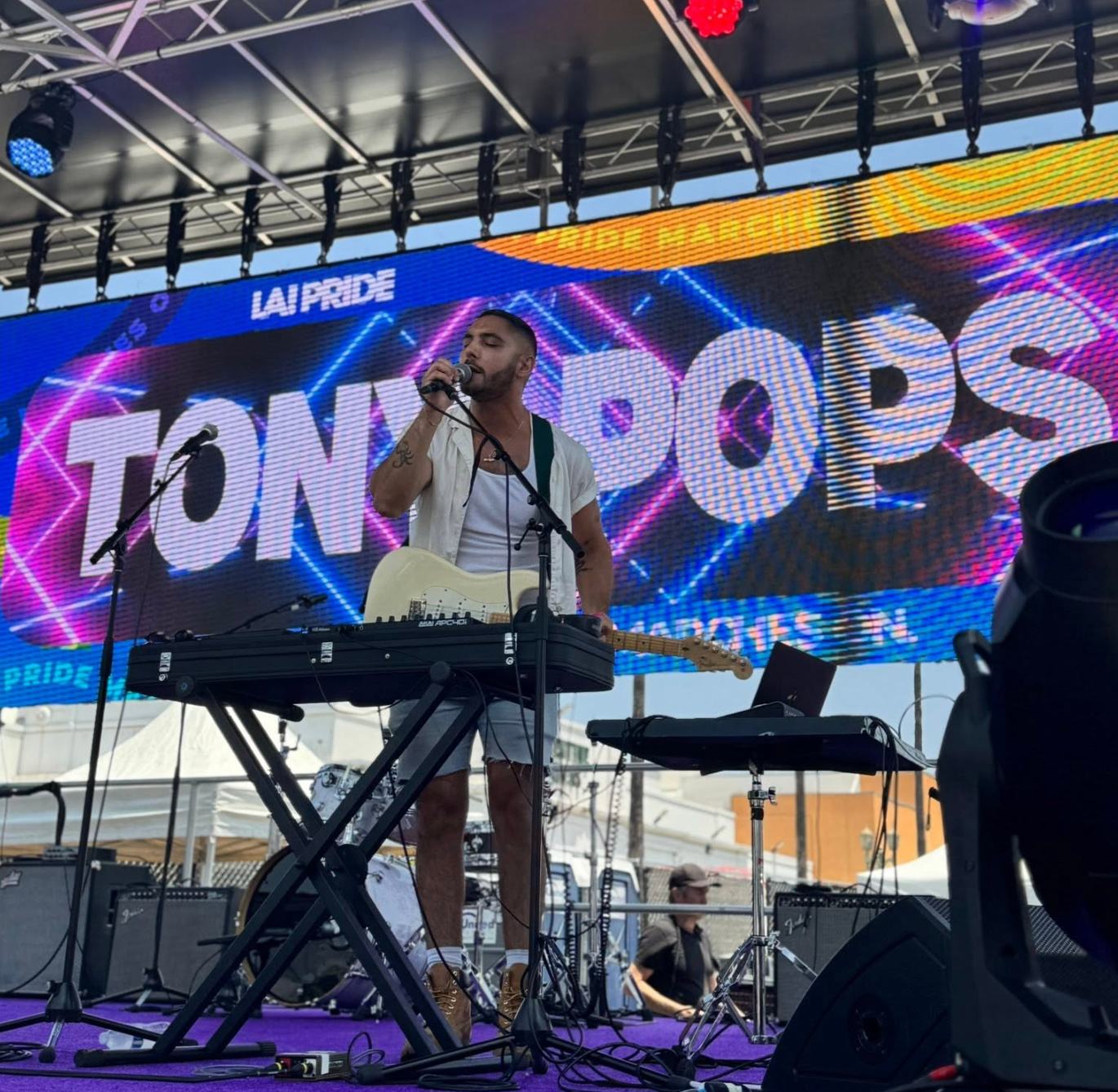 Tony Pops performing at the Community Stage